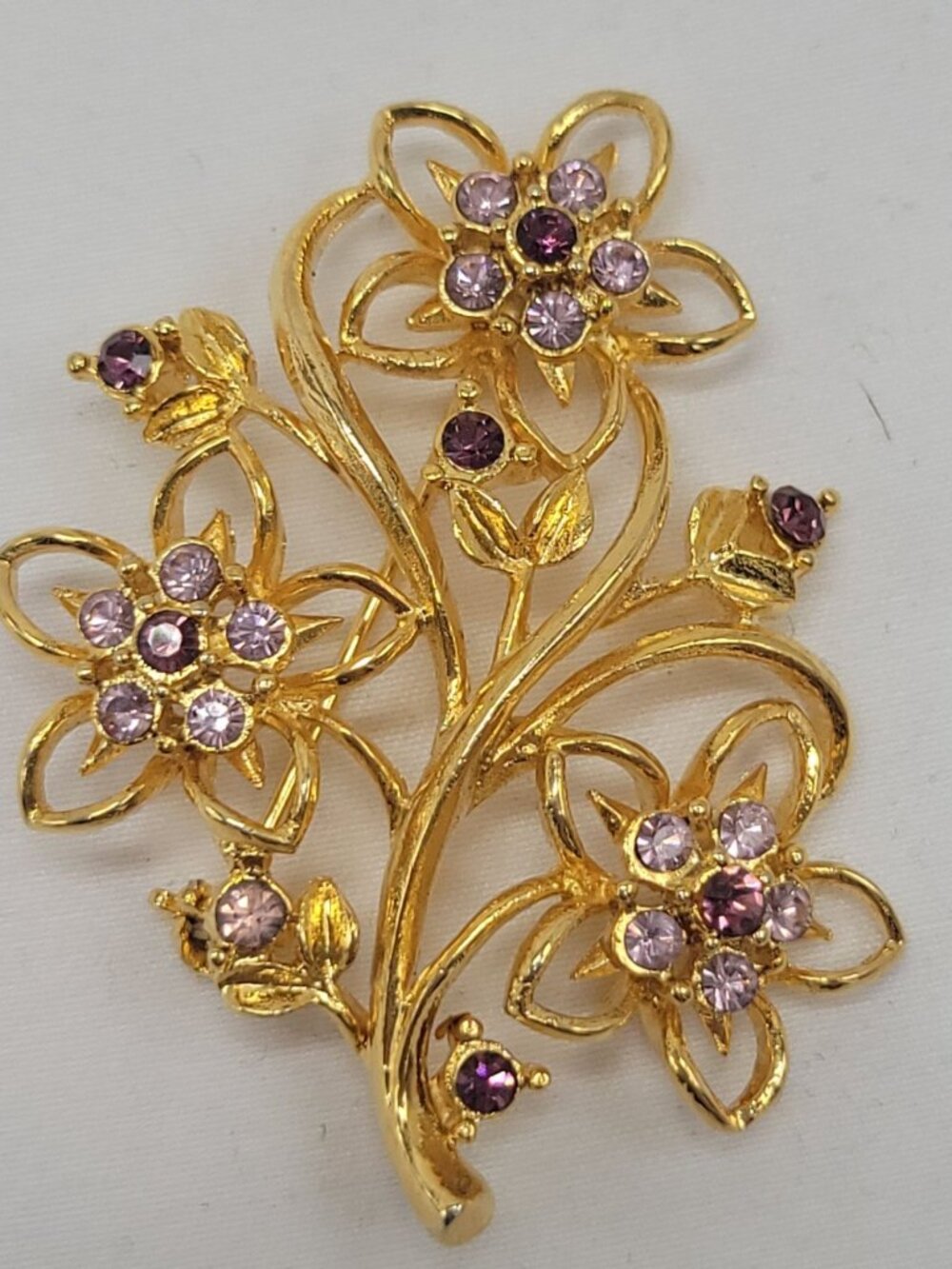 Gold-Tone Floral Brooch With Purple Rhinestones 2" Vintage Pin Jewelry